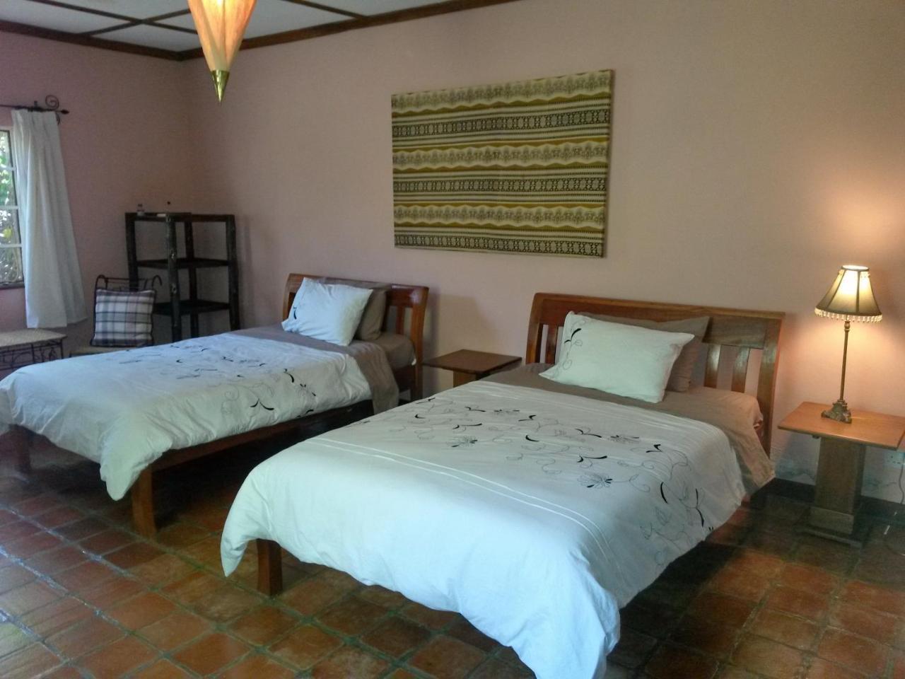 Mwanzo Lodge Naivasha Exterior photo